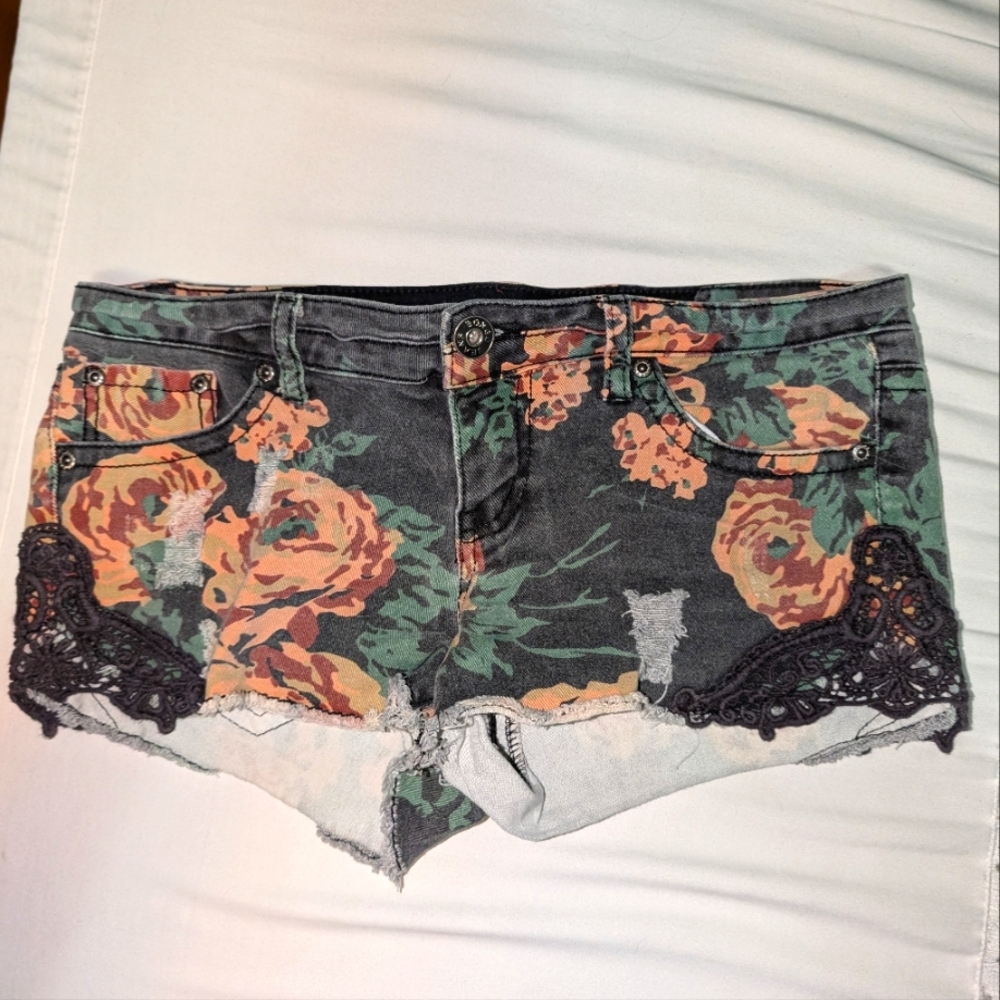 Floral Black Denim Shorts with Lace Trim